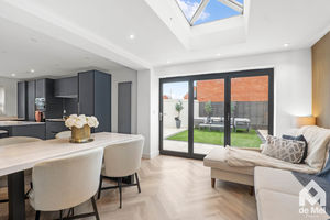 Photo 16- click for photo gallery